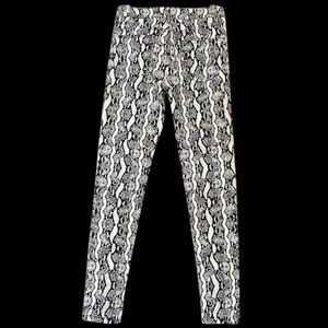 PATTERNED🐝🐝PRINT JEAN